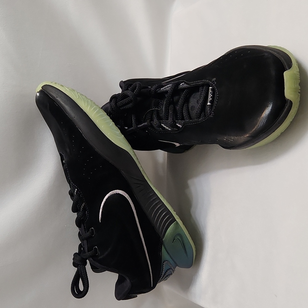Nike LeBron 21 Tahitian Black Basketball Athletic Sneakers (Size 9.5)